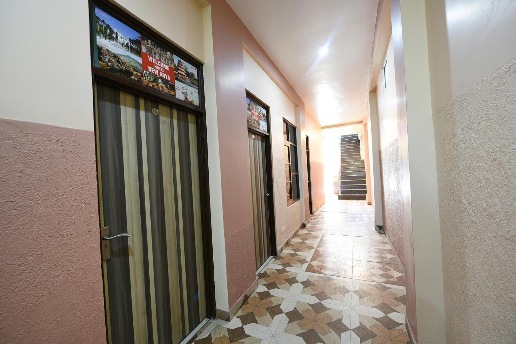 Hotel Fabexpress Galaxy à Nayagaon Extérieur photo